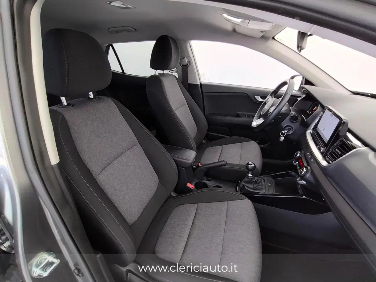 Kia Stonic usata a Como (3)