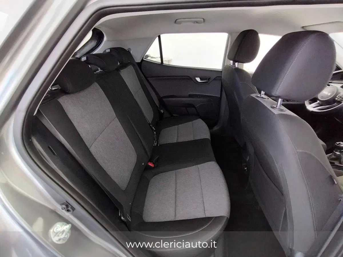 Kia Stonic usata a Como (5)