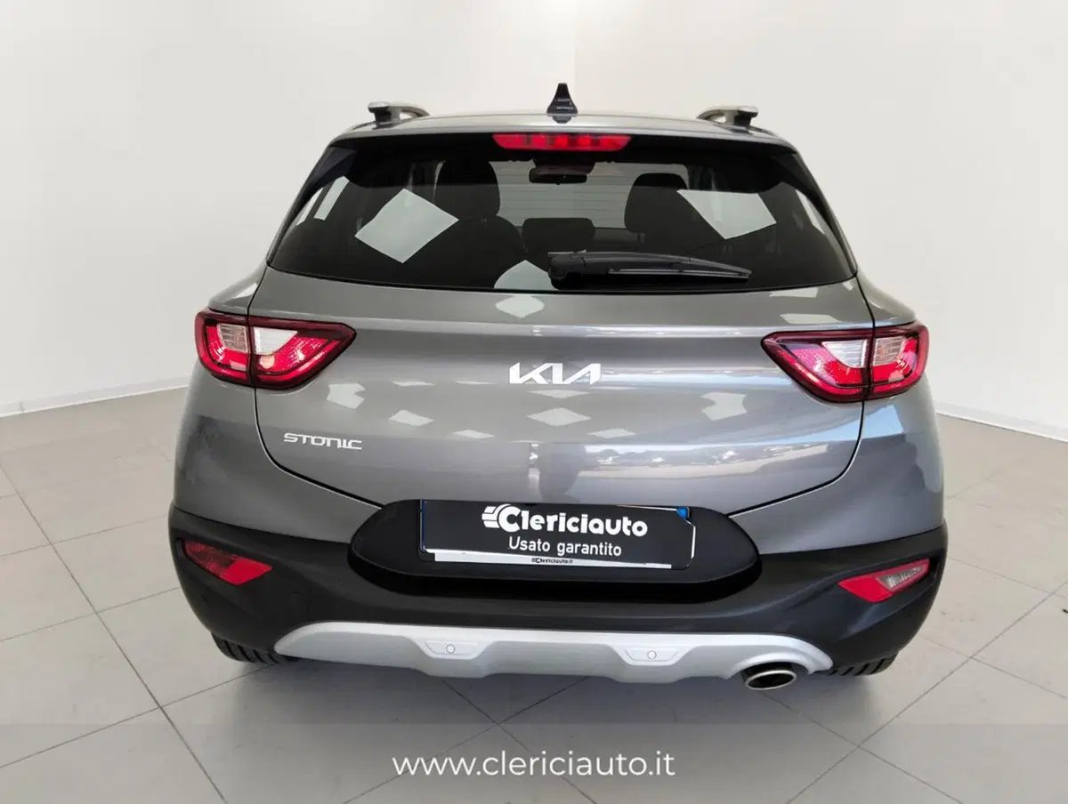 Kia Stonic usata a Como (7)