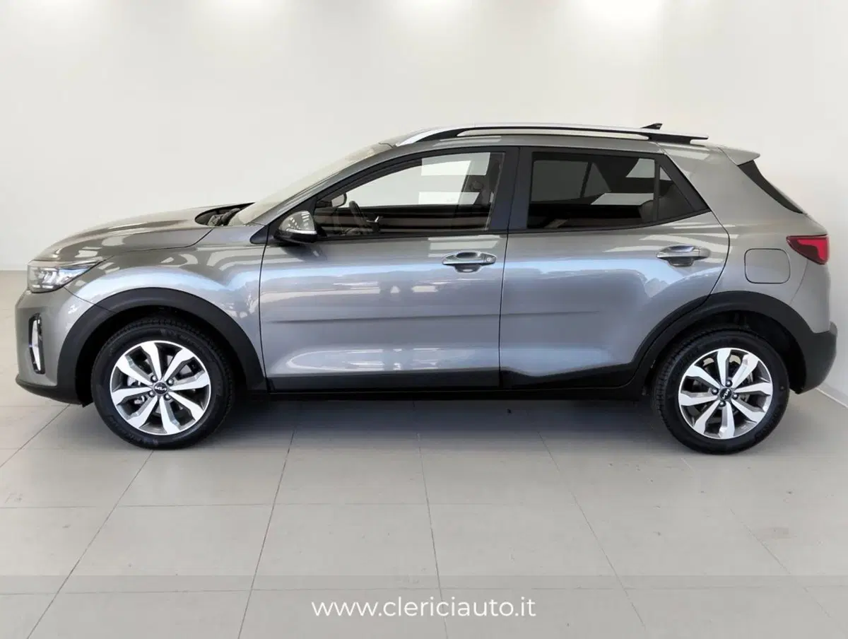 Kia Stonic usata a Como (8)
