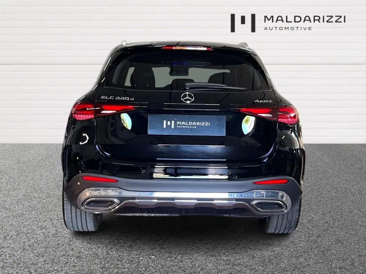 Mercedes-Benz GLC SUV usata a Bari (3)