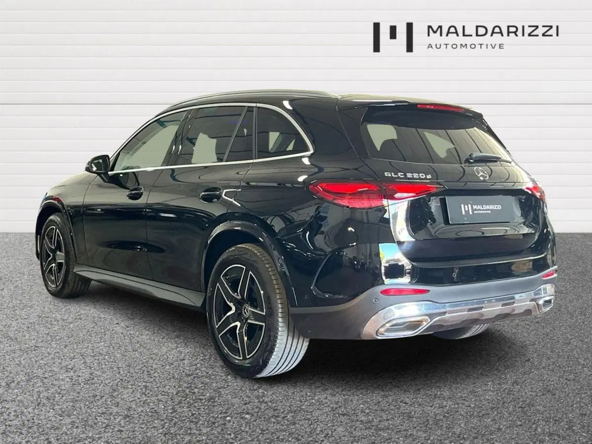 Mercedes-Benz GLC SUV usata a Bari (4)