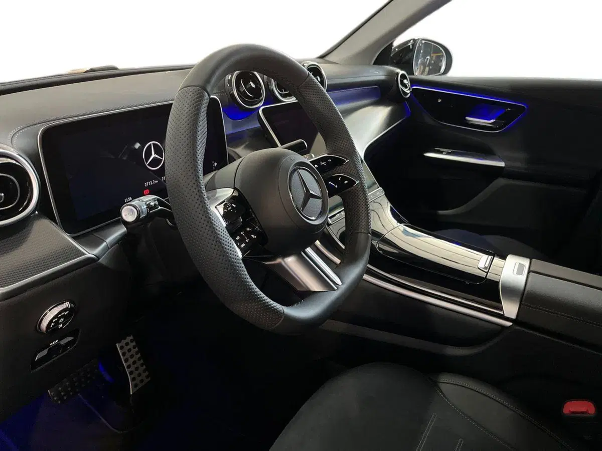 Mercedes-Benz GLC SUV usata a Bari (7)
