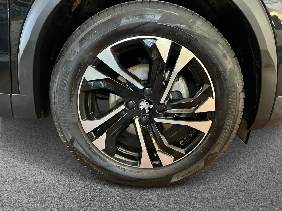 Peugeot 2008 usata a Bari (6)