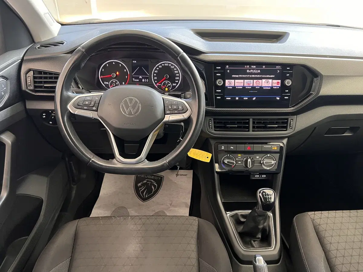 Volkswagen T-Cross usata a Bari (18)
