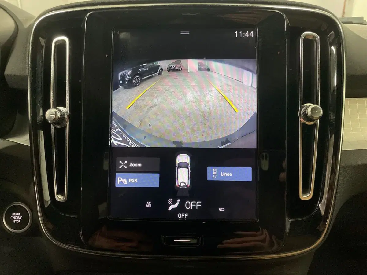 Volvo XC40 usata a Macerata (18)