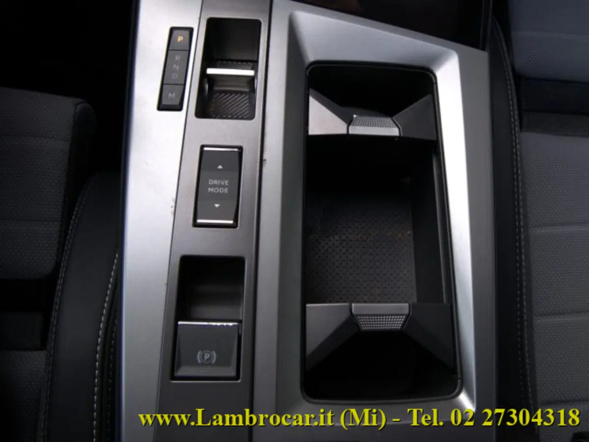Opel Grandland usata a Milano (11)