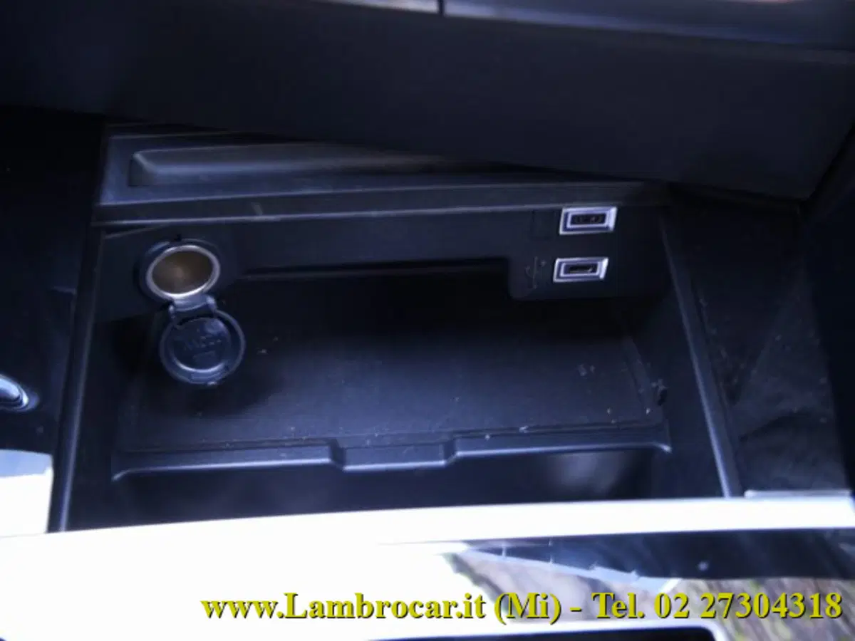 Opel Astra usata a Milano (16)