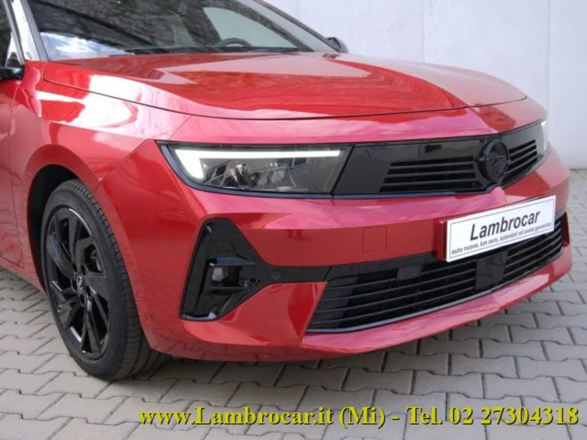 Opel Astra usata a Milano (19)