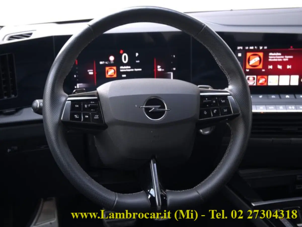 Opel Astra usata a Milano (6)