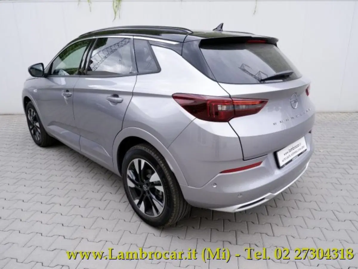 Opel Grandland usata a Milano (15)