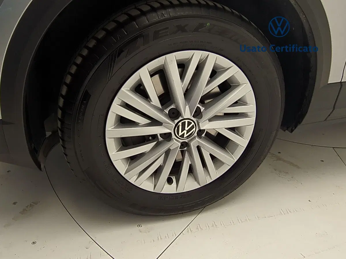 Volkswagen T-Roc usata a Avellino (9)