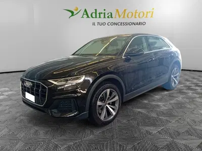 Audi Q8 Q8 45 TDI quattro tiptronic Sport del 2021 usata a Pordenone