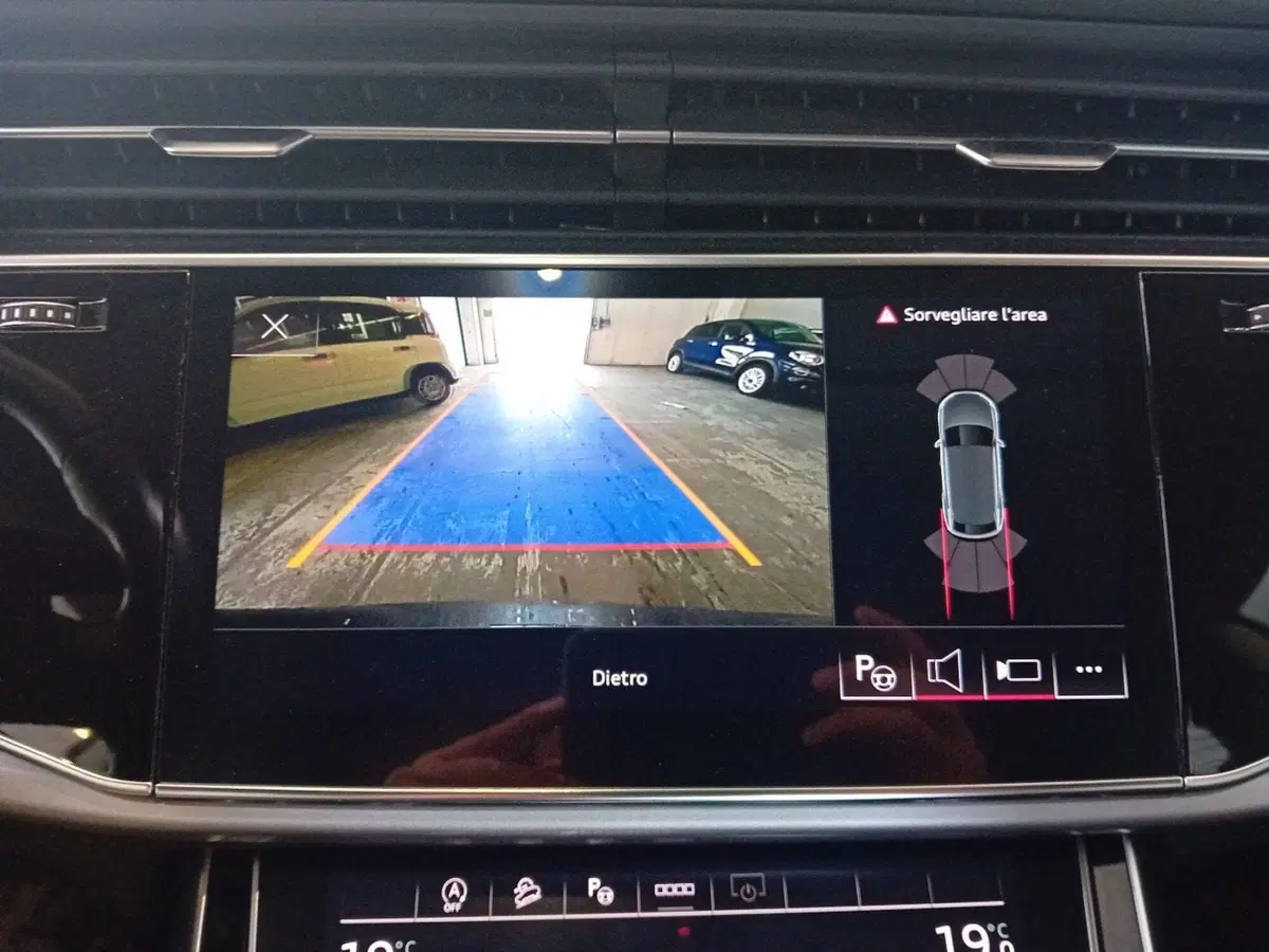 Audi Q8 usata a Pordenone (19)