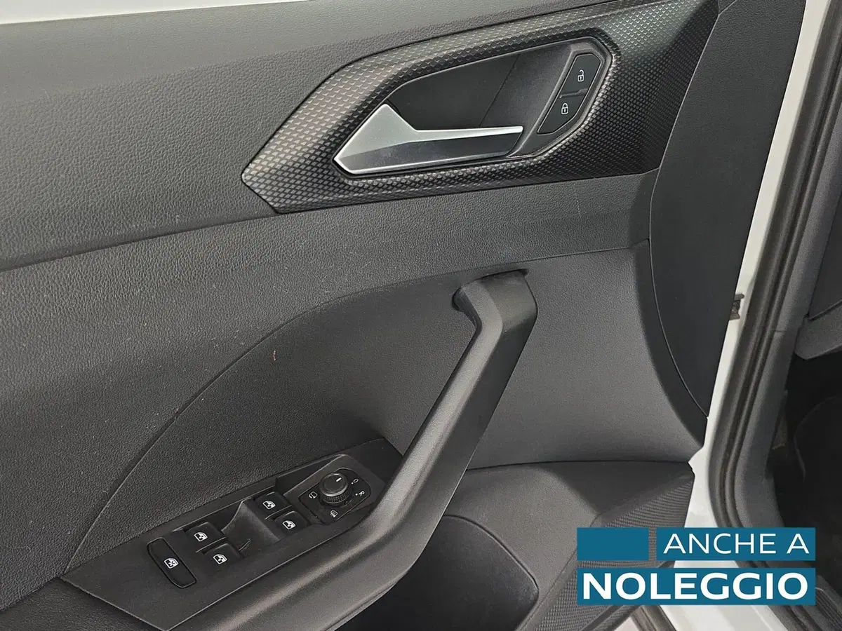 Volkswagen T-Cross usata a Cuneo (15)