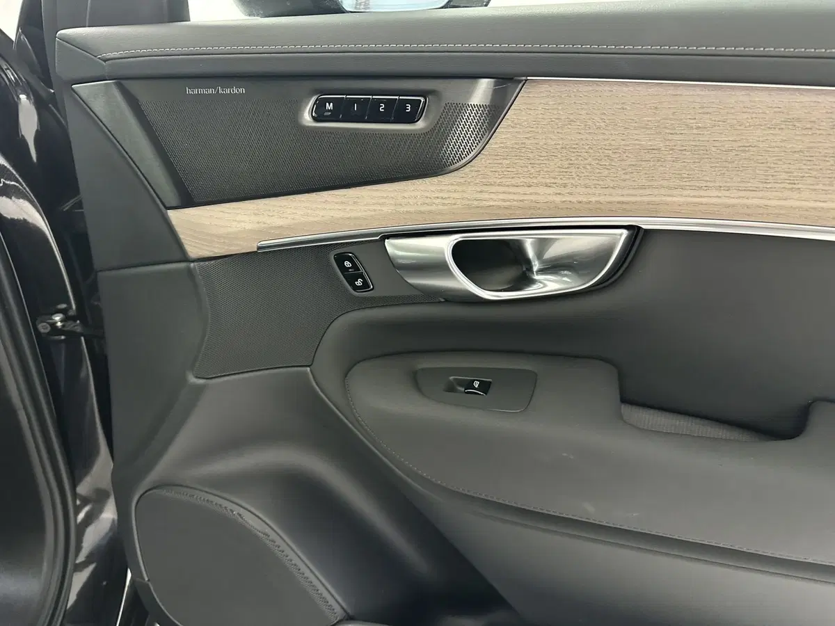Volvo XC90 usata a Bergamo (12)
