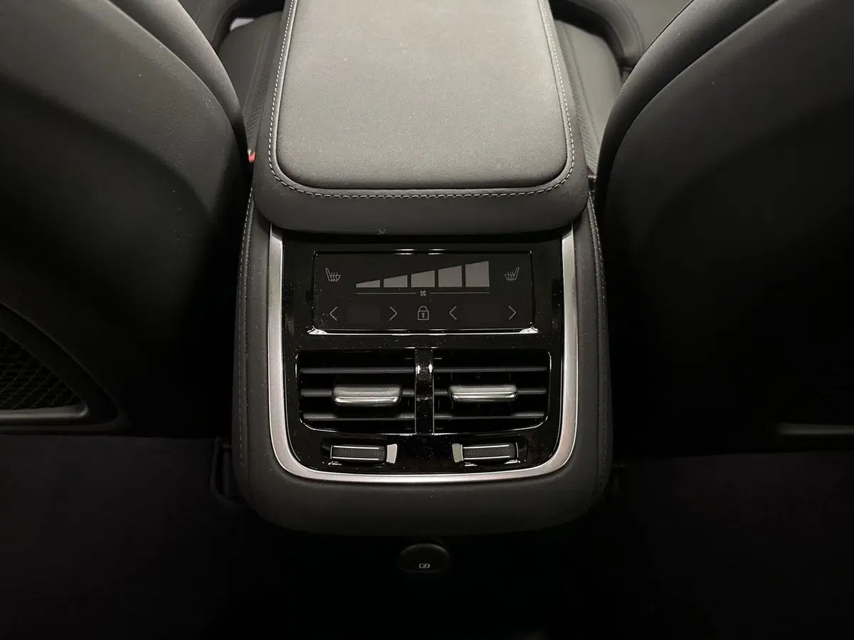 Volvo XC90 usata a Bergamo (14)