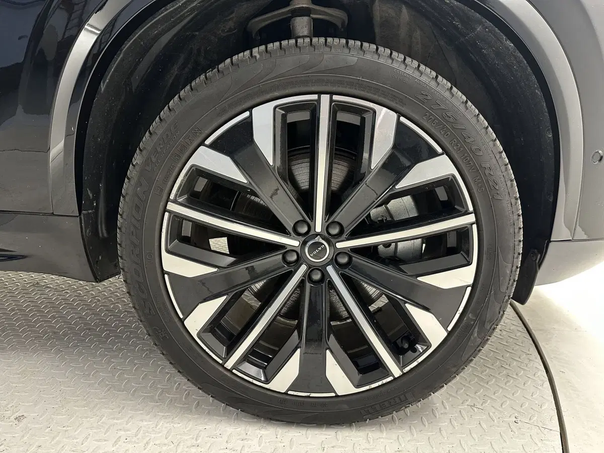 Volvo XC90 usata a Bergamo (9)
