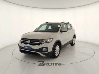 Volkswagen T-Cross 1.0 TSI 110 CV DSG Style del 2023 usata a Massa
