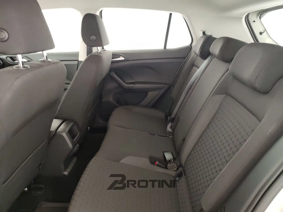 Volkswagen T-Cross usata a Massa-Carrara (10)