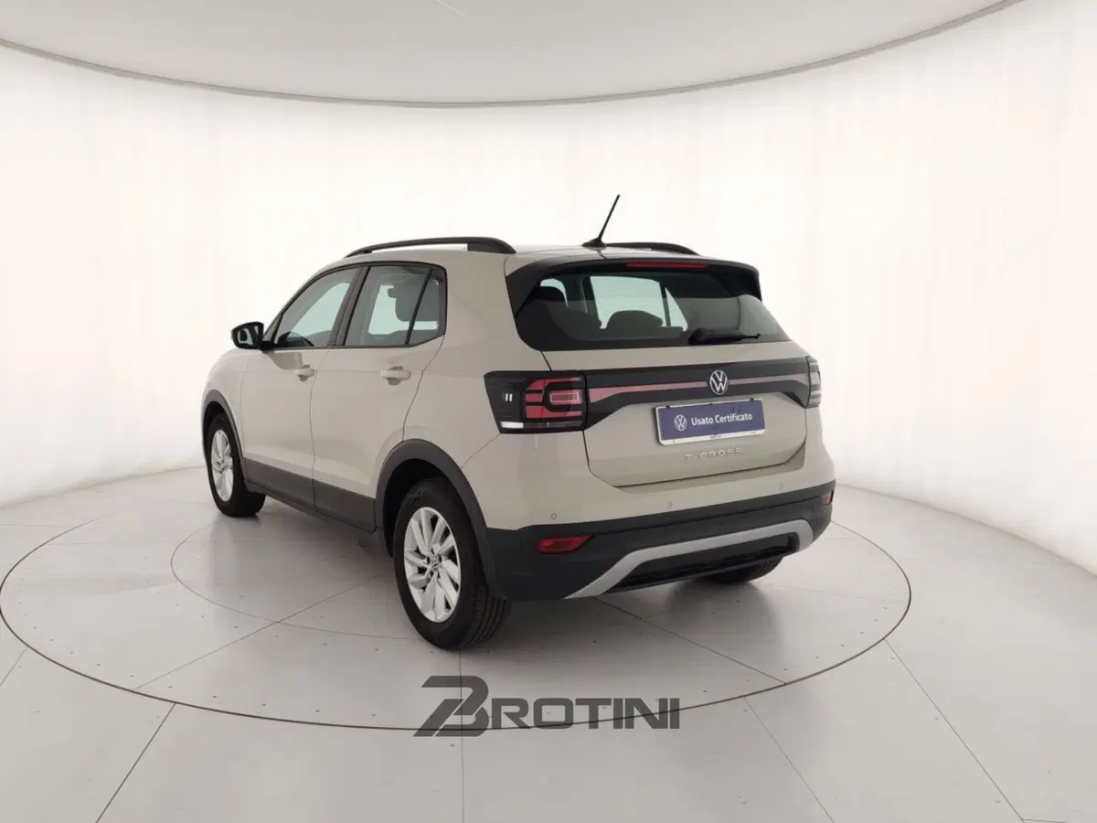 Volkswagen T-Cross usata a Massa-Carrara (2)