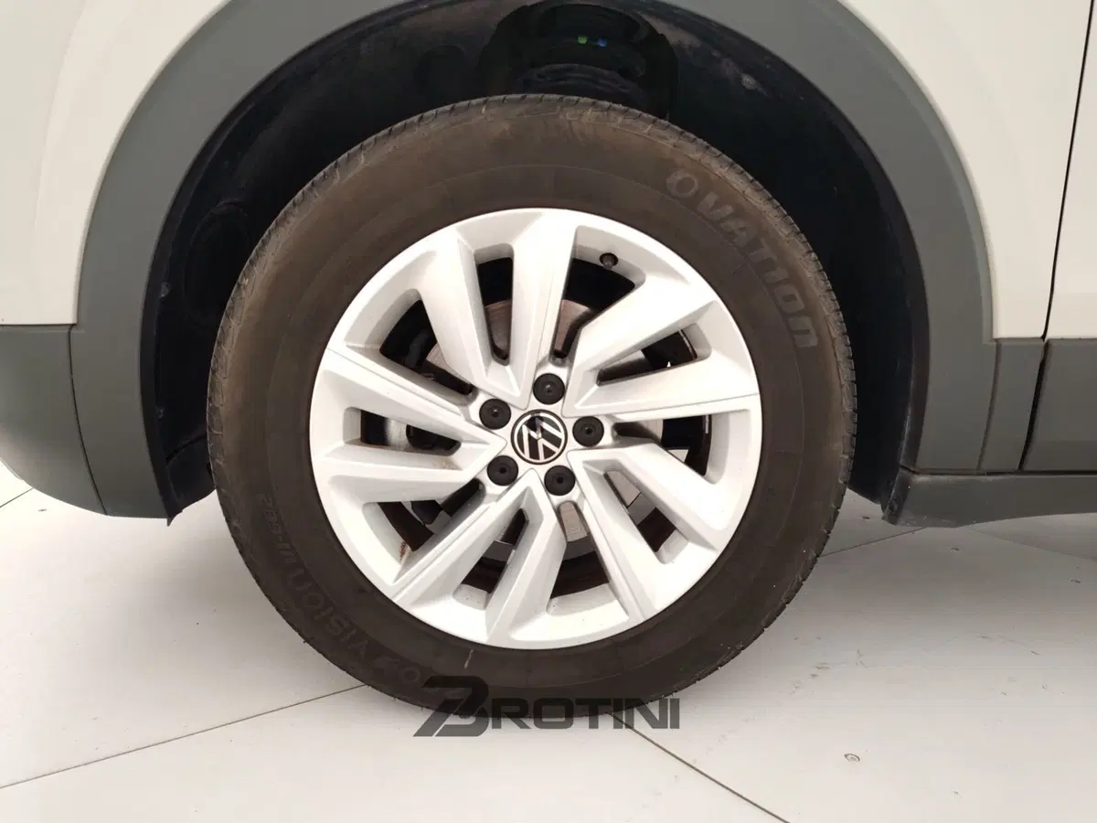 Volkswagen T-Cross usata a Massa-Carrara (6)