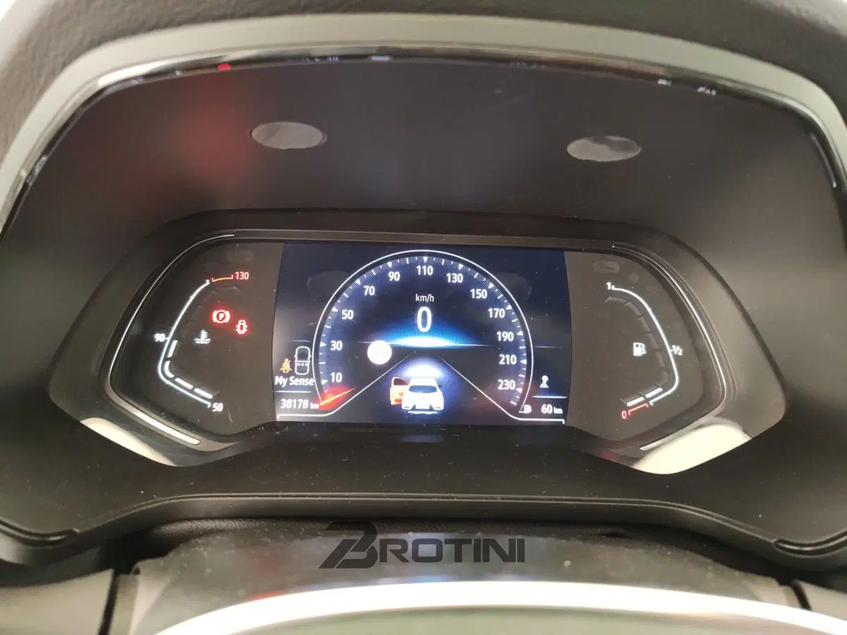Renault Captur usata a Massa-Carrara (15)