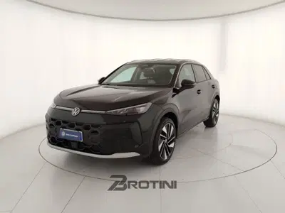 Volkswagen T-Roc 1.5 etsi Style 115cv dsg nuova a Massa