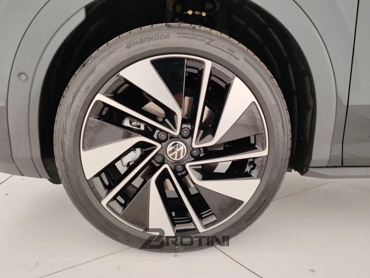 Volkswagen T-Roc nuova a Massa-Carrara (6)