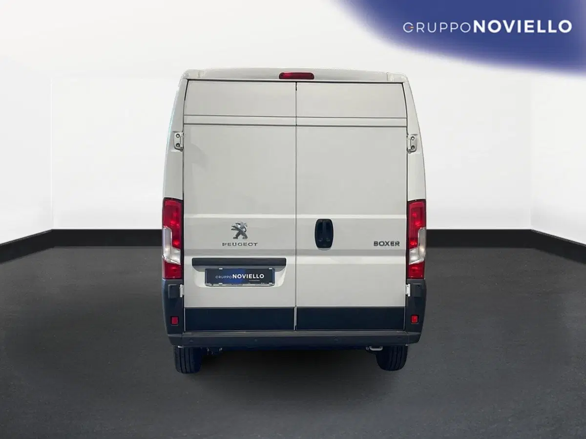 Peugeot Boxer Furgone nuova a Salerno (6)