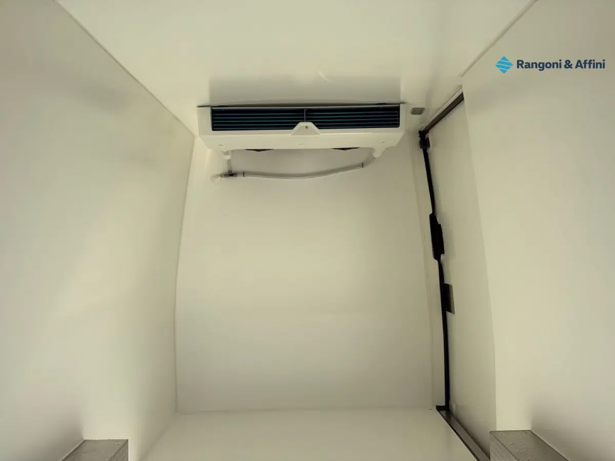 Volkswagen Veicoli Commerciali e-crafter Furgone nuova a Mantova (11)
