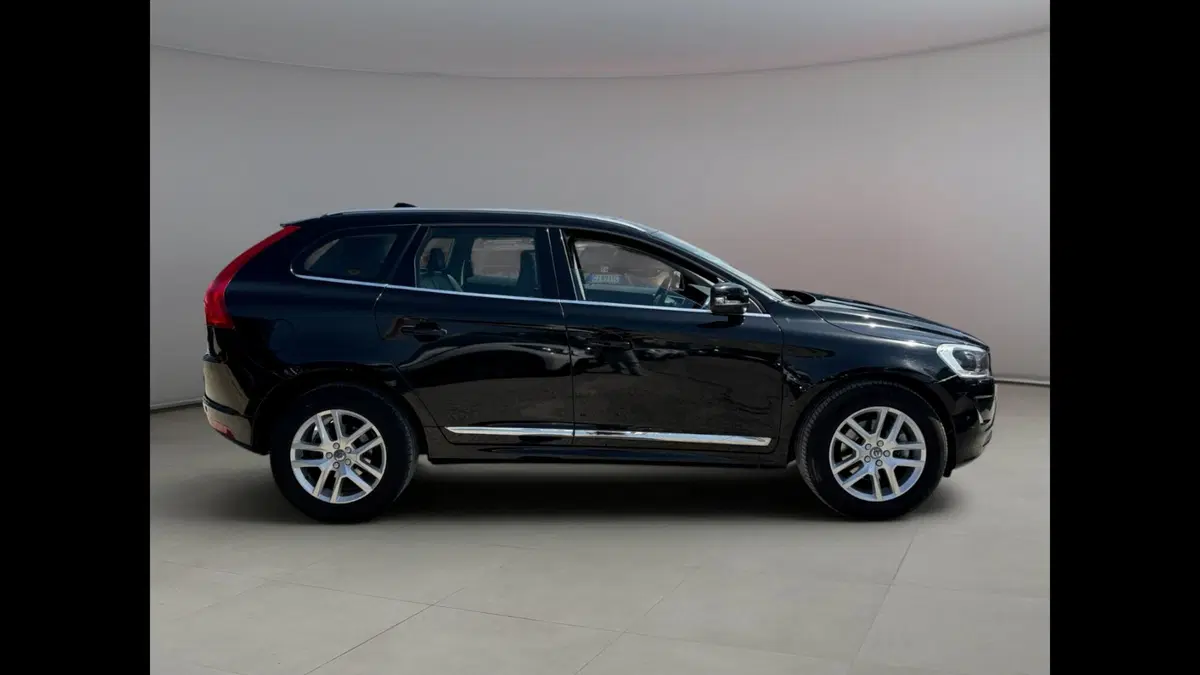 Volvo XC60 usata a Palermo (12)