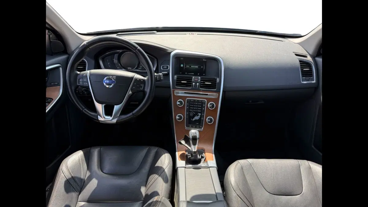 Volvo XC60 usata a Palermo (7)