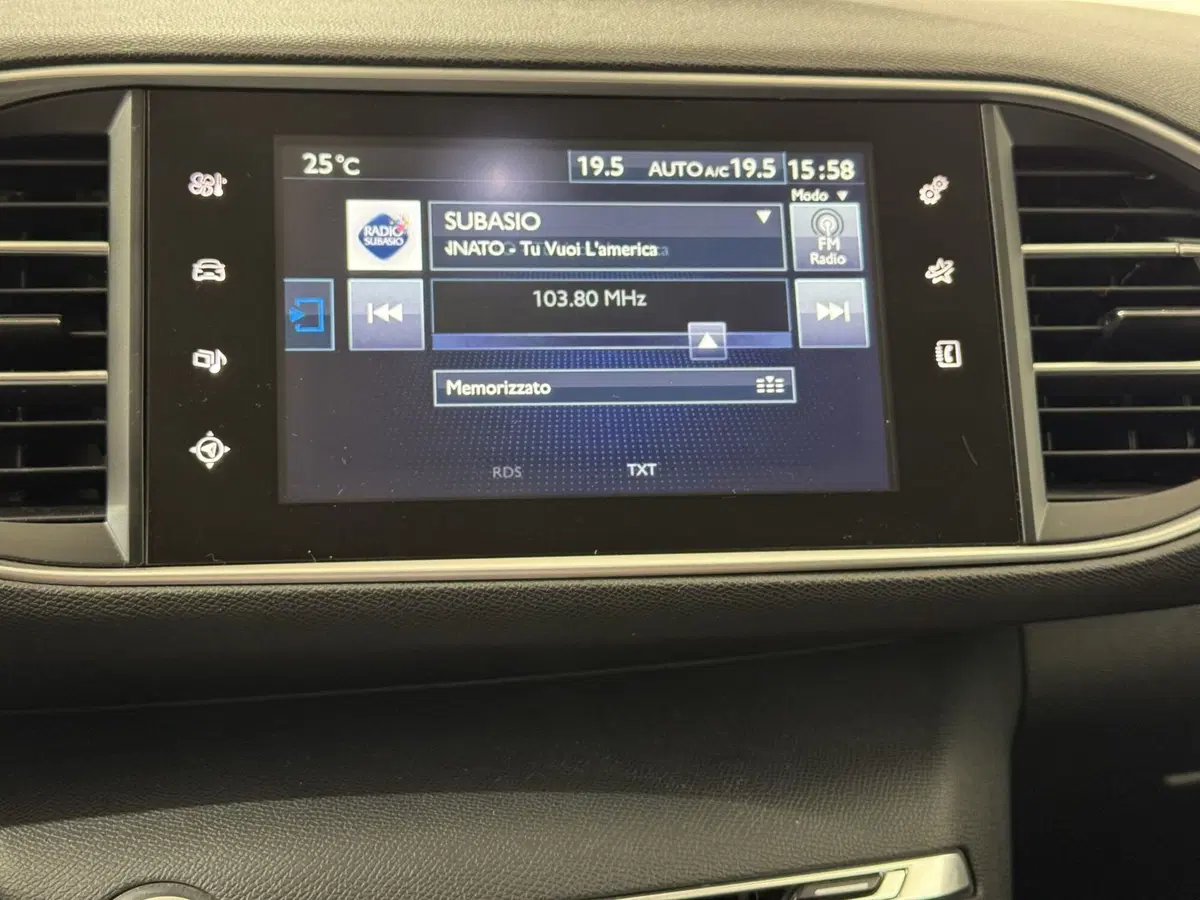 Peugeot 308 SW usata a Perugia (12)