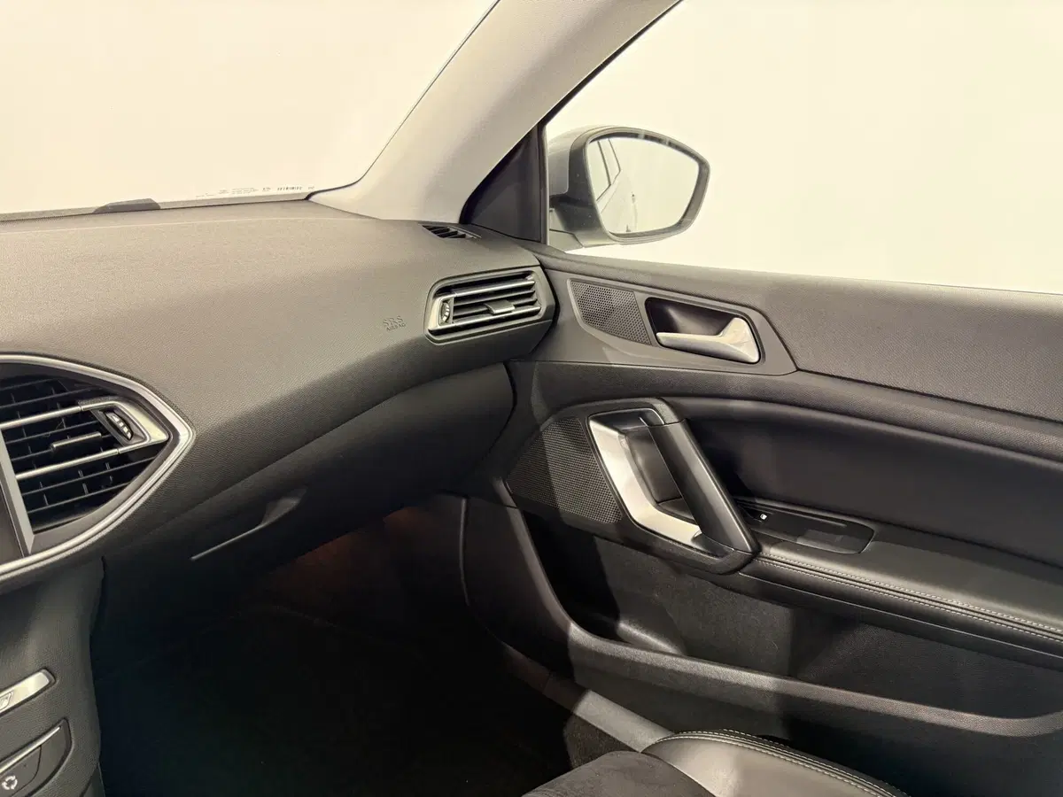 Peugeot 308 SW usata a Perugia (19)