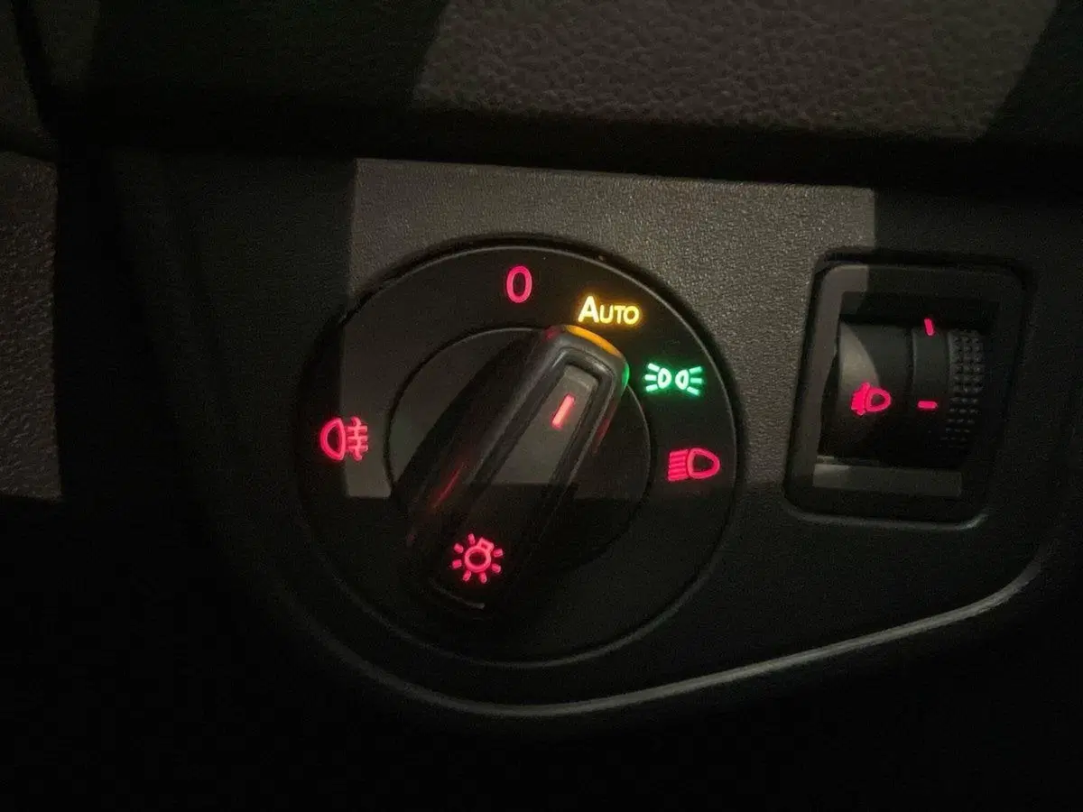 Volkswagen Polo usata a Prato (18)