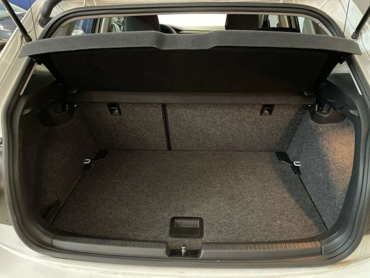 Volkswagen Polo usata a Prato (8)