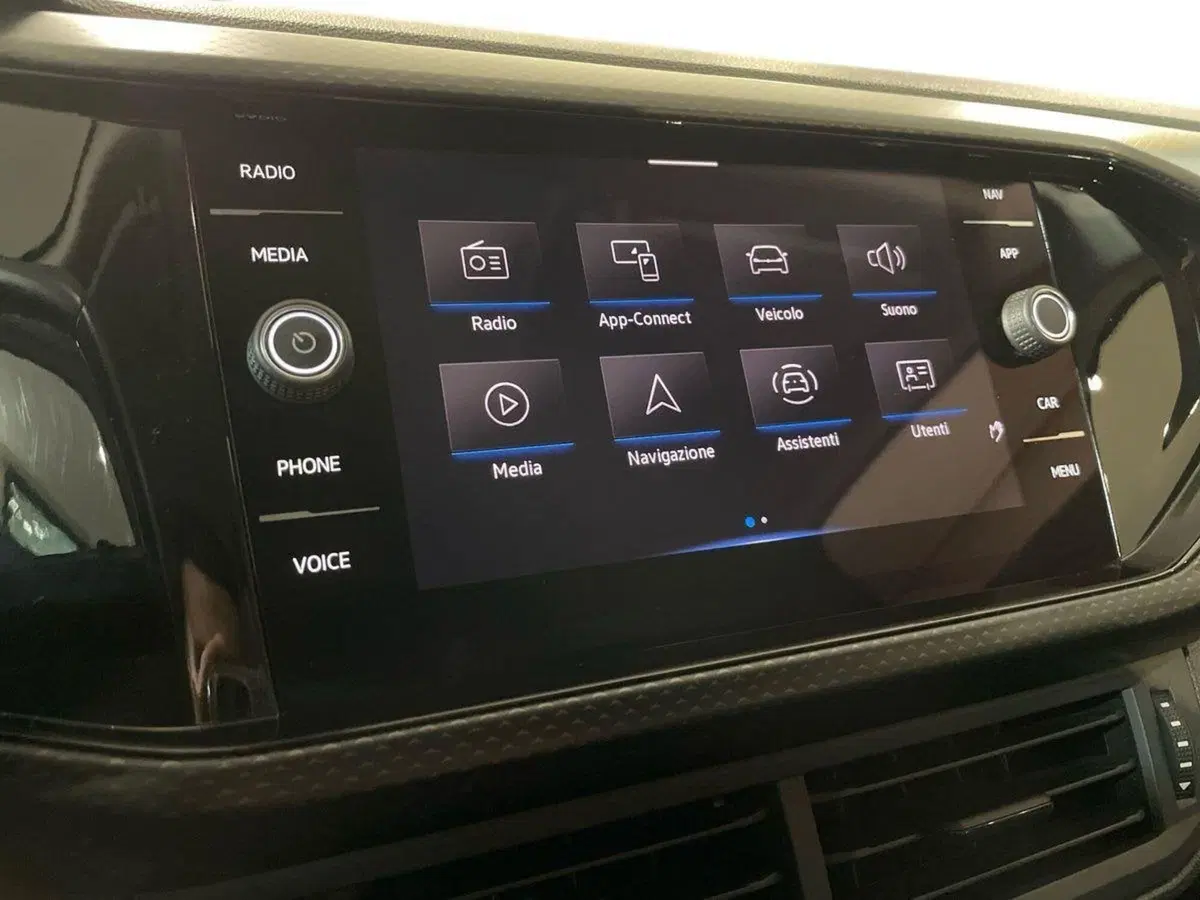 Volkswagen T-Cross usata a Prato (14)
