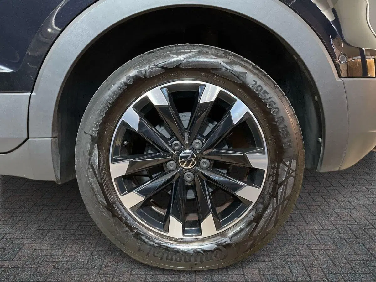 Volkswagen T-Cross usata a Prato (6)