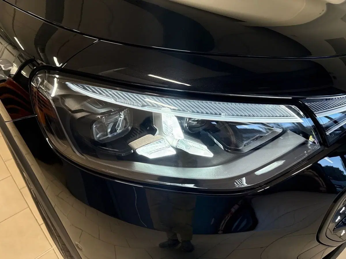 Mercedes-Benz GLB usata a Firenze (7)