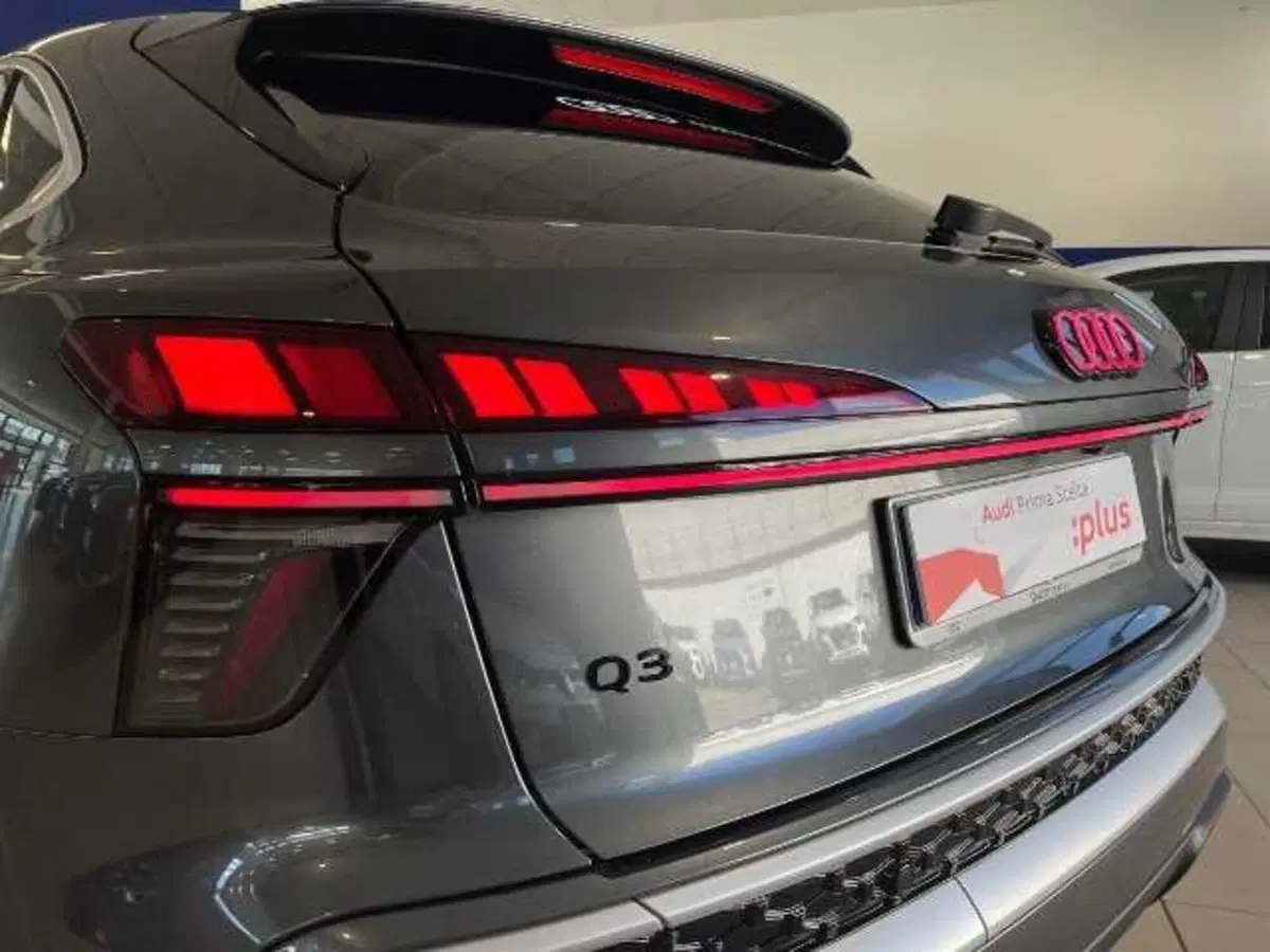Audi Q3 Sportback usata a Pistoia (10)