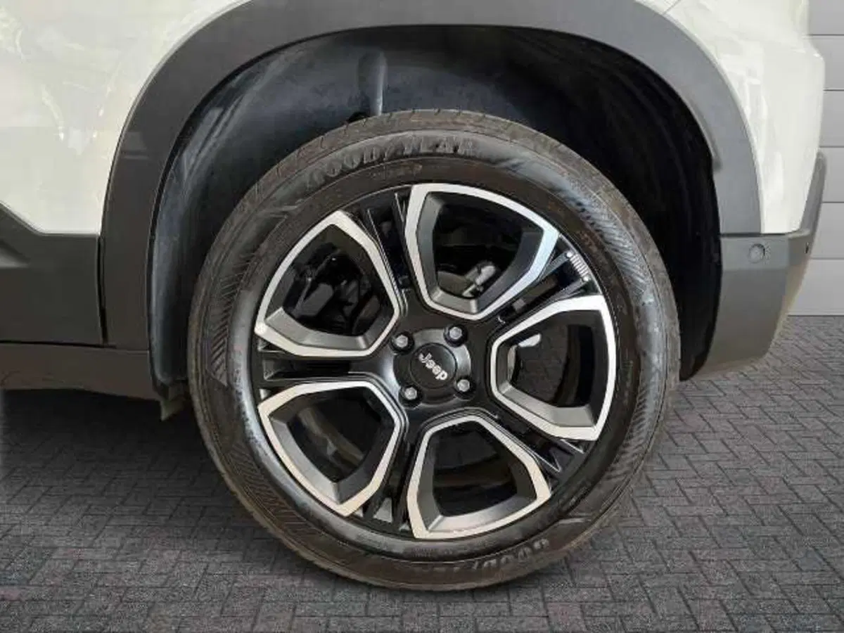 Jeep Avenger usata a Prato (6)