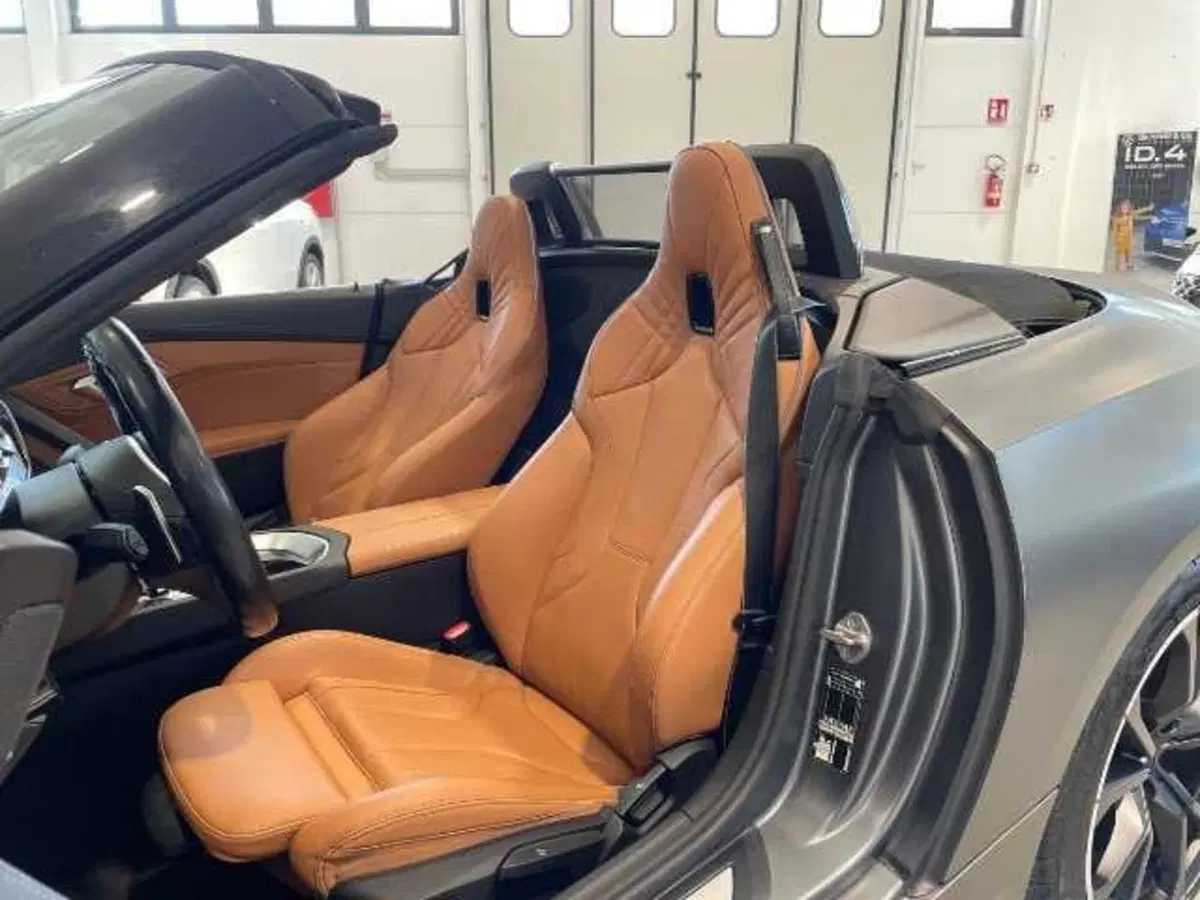 BMW Z4 Cabrio usata a Pistoia (18)