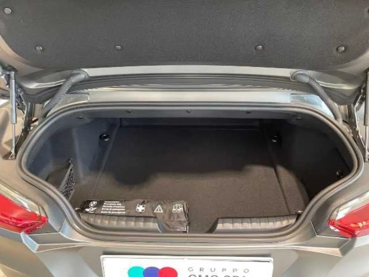 BMW Z4 Cabrio usata a Pistoia (8)