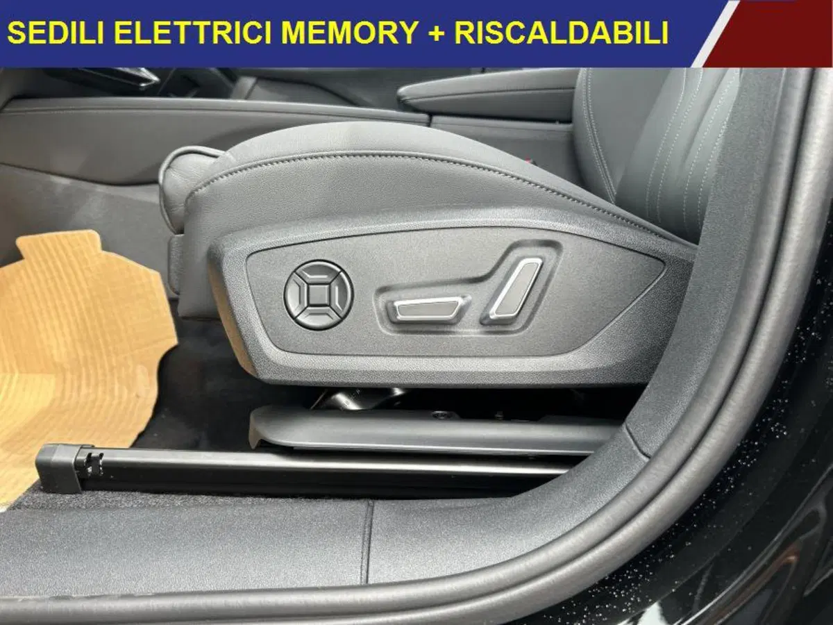 Audi Q3 Sportback nuova a Cuneo (13)