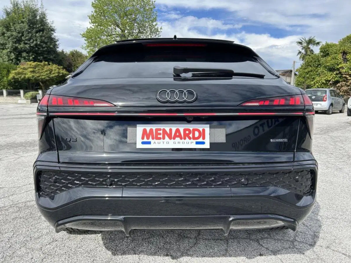 Audi Q3 Sportback nuova a Cuneo (4)