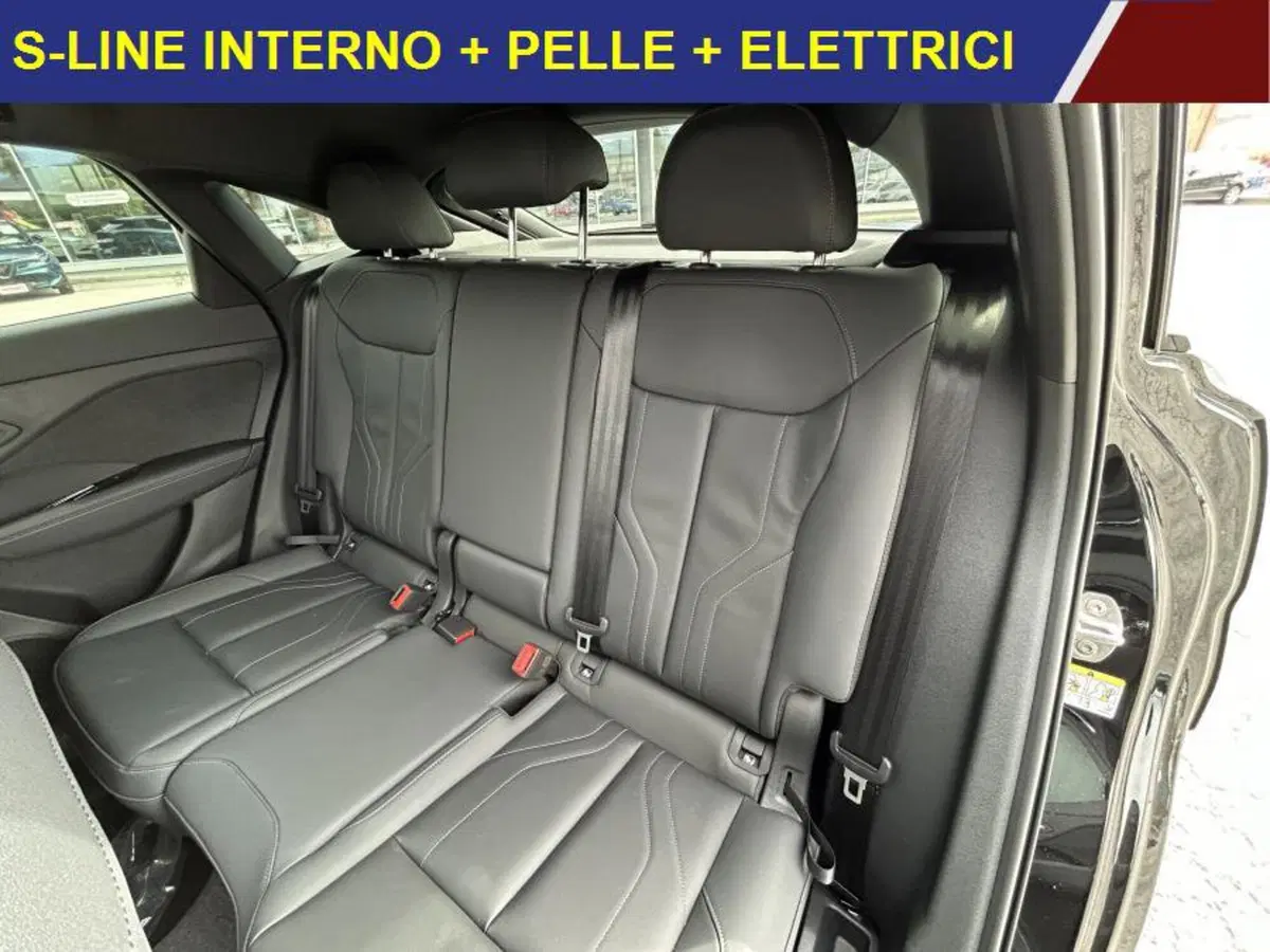 Audi Q3 Sportback nuova a Cuneo (9)