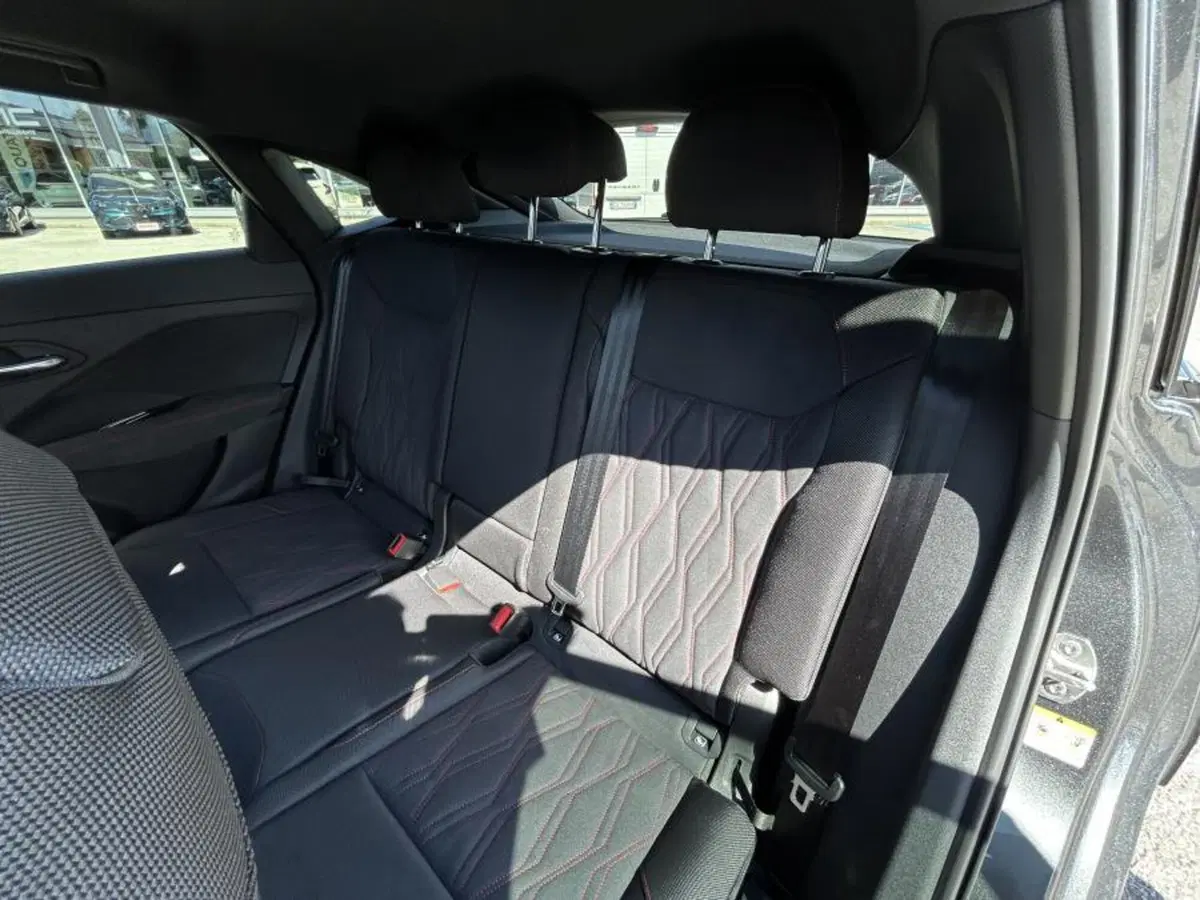 Audi Q3 Sportback nuova a Cuneo (11)