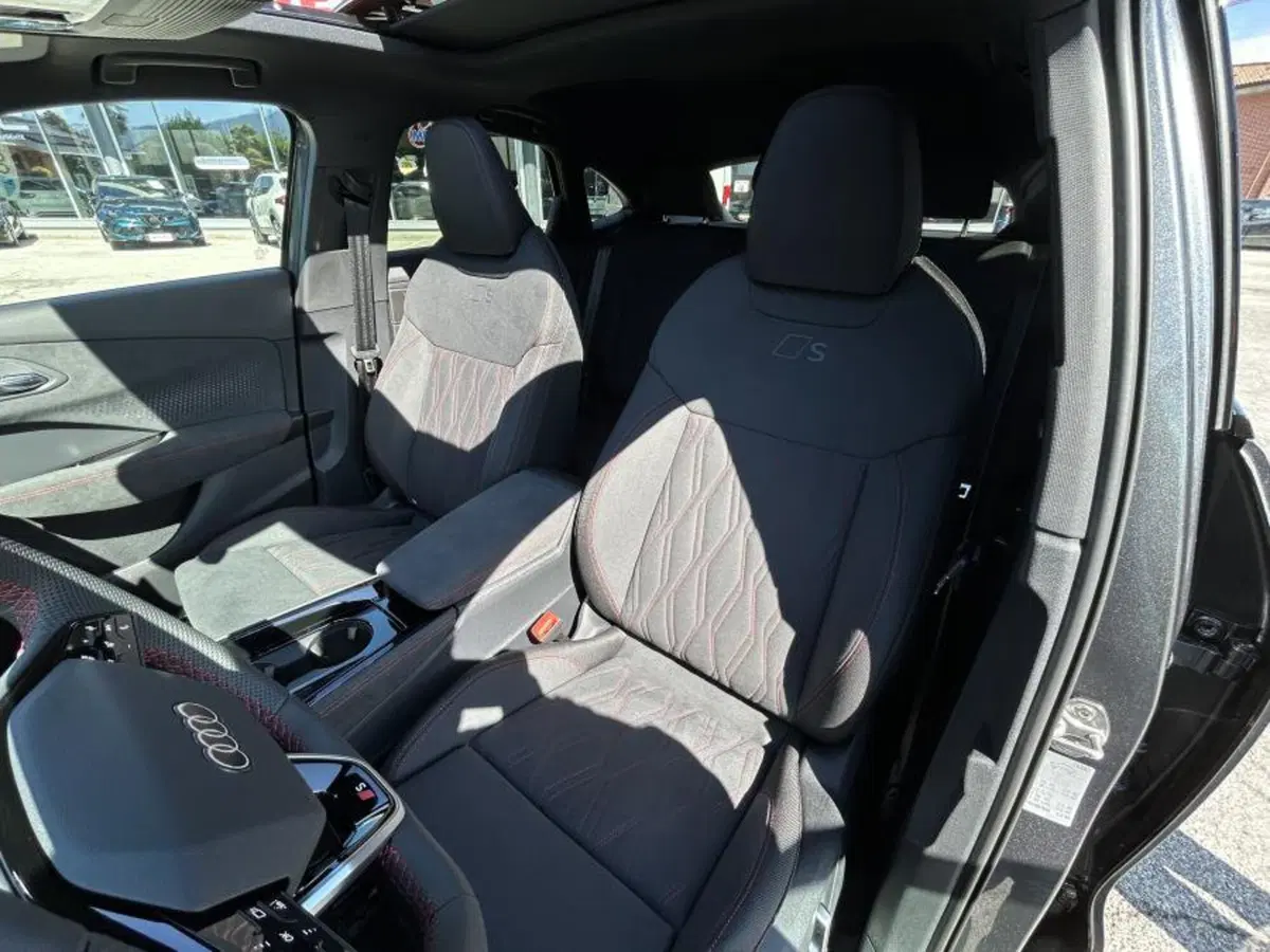 Audi Q3 Sportback nuova a Cuneo (8)