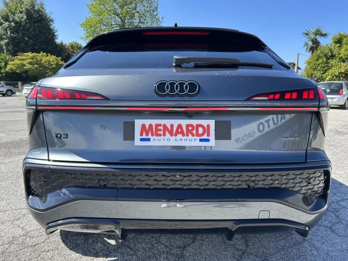 Audi Q3 Sportback nuova a Cuneo (4)